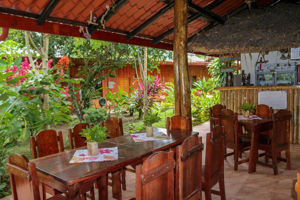 Guava Lodge Playa Matapalo Exterior photo